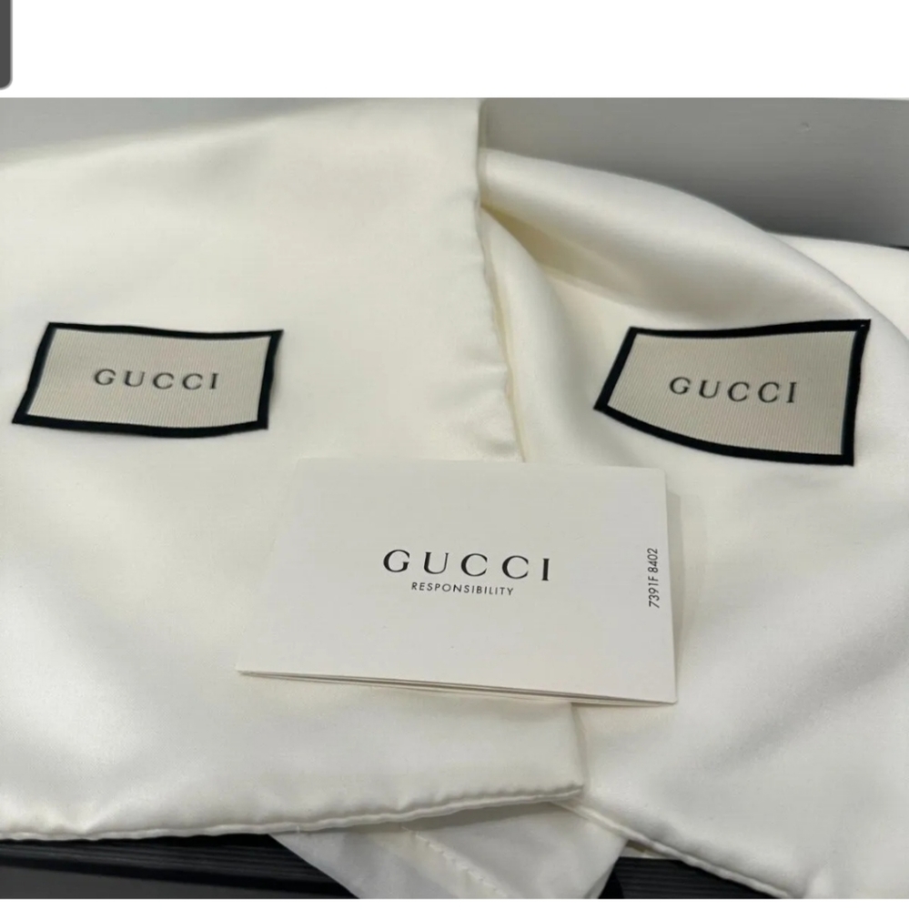 Authentic Gucci Pursuit 72 Pool Slides - White Rubber - 308234 - Picture 8 of 8